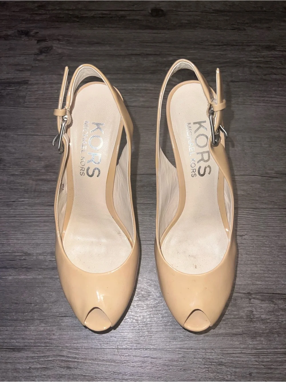 Michael Kors Queenie Women's 7.5 Nude Patent Peep-Toe Slingback Heels